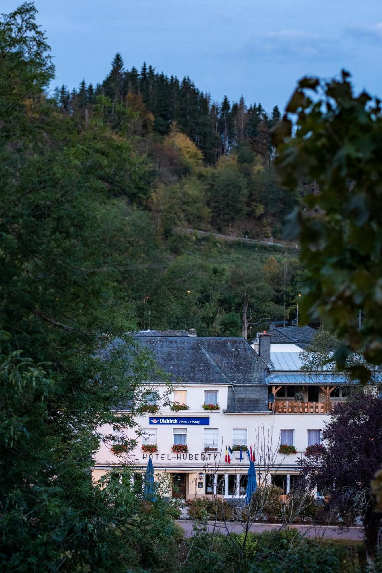 Hotel Huberty Kautenbach Kültér fotó