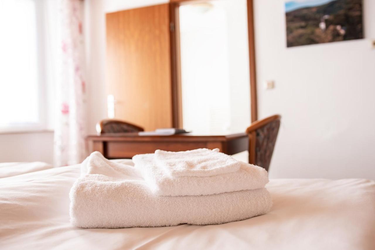 Hotel Huberty Kautenbach Kültér fotó